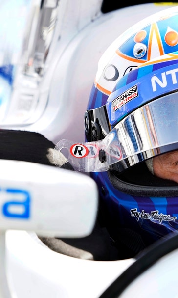 IndyCar leader Scott Dixon signs extension with Ganassi
